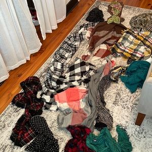 Lot of 16 scarves all textures and colors